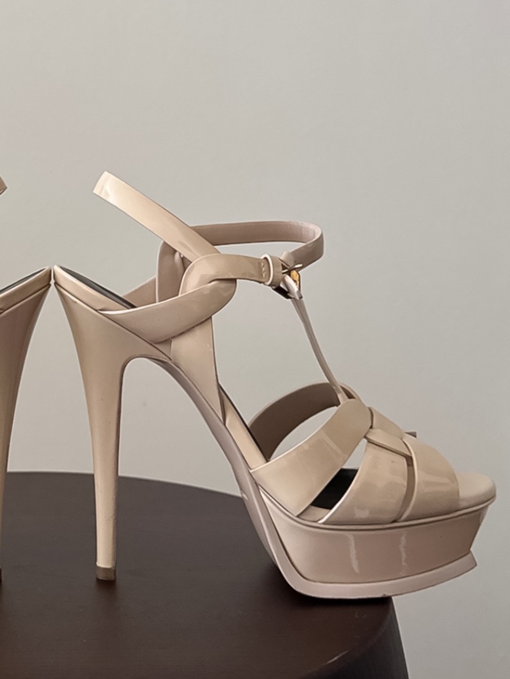 YSL Tribute in Nude Size  37